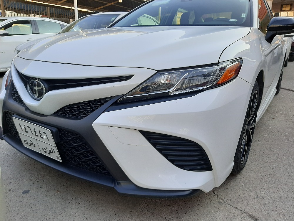 تۆیۆتا کامری